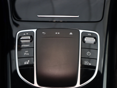 Mercedes-Benz EQC - 2021