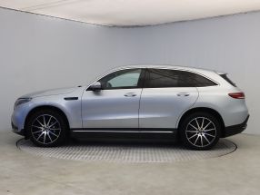 Mercedes-Benz EQC - 2021