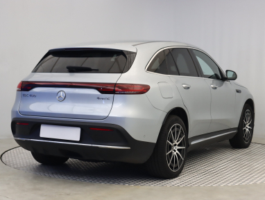 Mercedes-Benz EQC - 2021