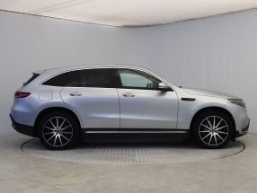 Mercedes-Benz EQC - 2021