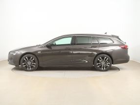 Opel Insignia - 2022