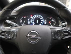 Opel Insignia - 2022