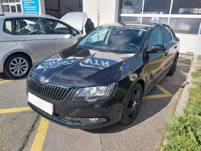 Škoda Superb 2015