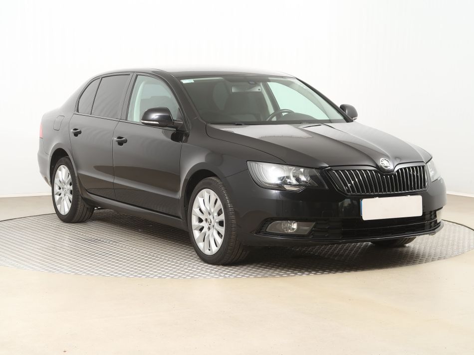 Skoda Superb - 2015
