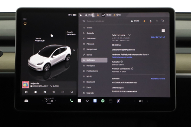 Tesla Model Y - 2023