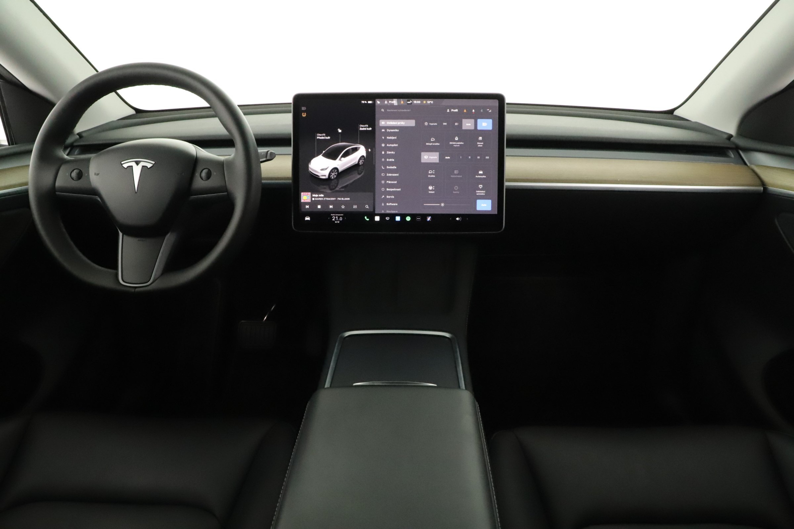 Tesla Model Y - 2023