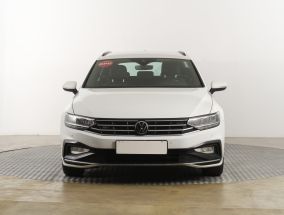 Volkswagen Passat - 2022