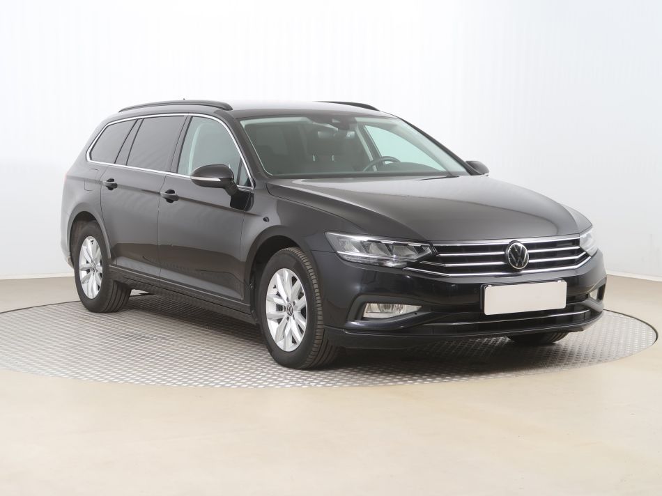 Volkswagen Passat - 2020