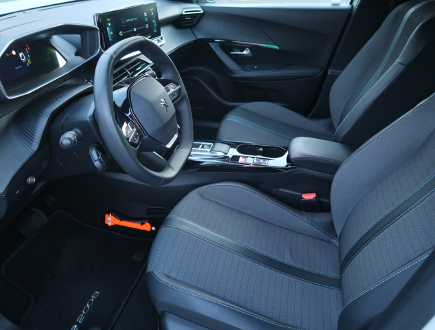 Peugeot e-2008 50 kWh