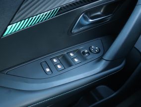 Peugeot e-2008 - 2022