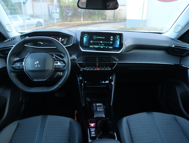 Peugeot e-2008 50 kWh