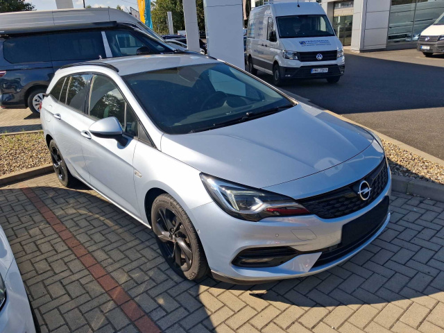 Opel Astra 2020