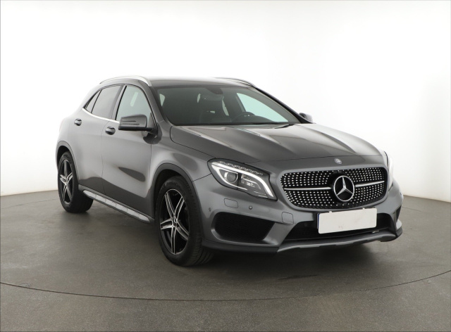 Mercedes-Benz GLA 2014