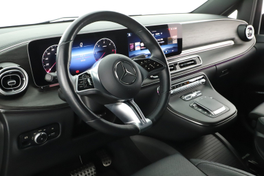 Mercedes-Benz V - 2024