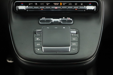 Mercedes-Benz V - 2024