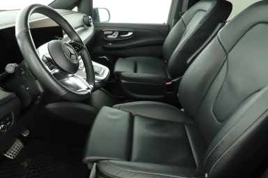 Mercedes-Benz V - 2025