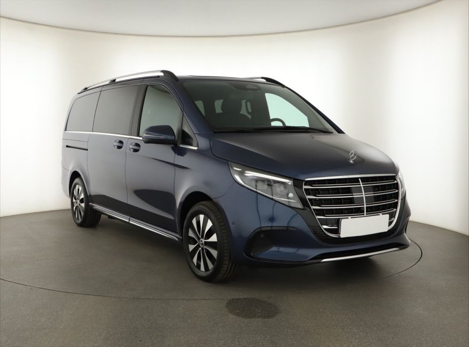 Mercedes-Benz V - 2025