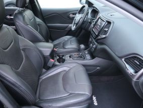 Jeep Cherokee - 2019