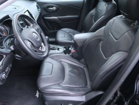 Jeep Cherokee - 2019