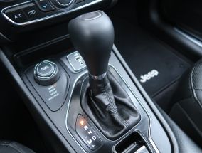Jeep Cherokee - 2019
