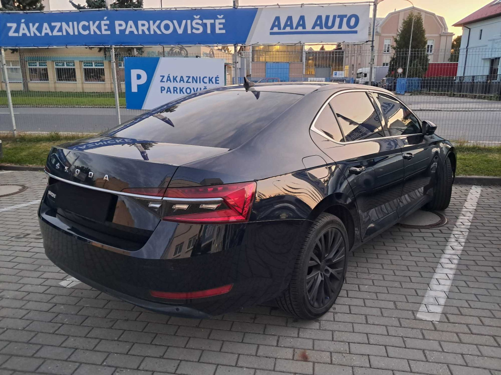 Škoda Superb