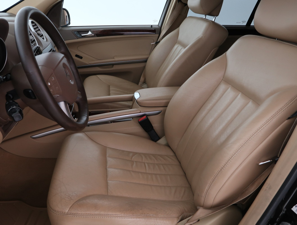 Mercedes-Benz ML