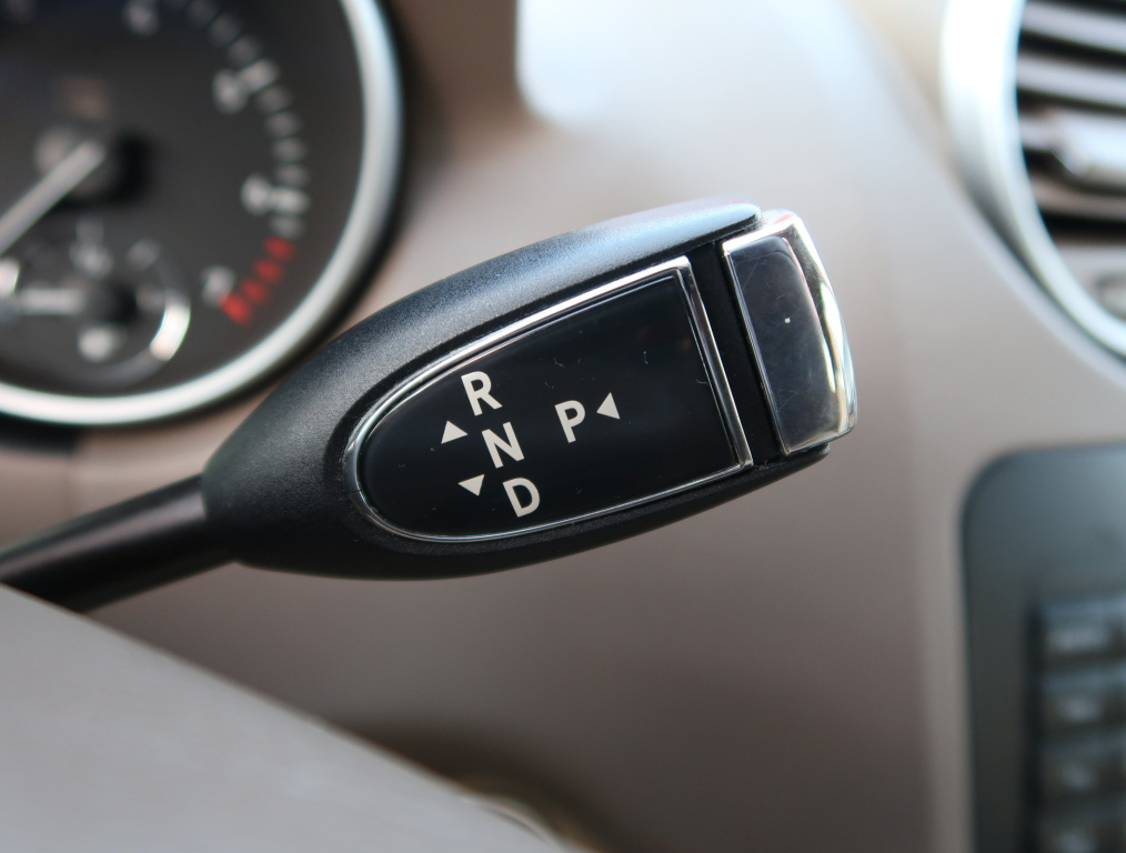Mercedes-Benz ML