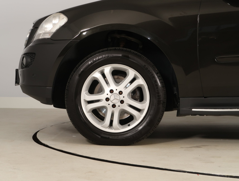 Mercedes-Benz ML