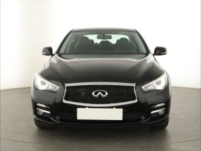 Infiniti Q50 - 2015