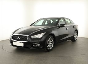 Infiniti Q50 - 2015