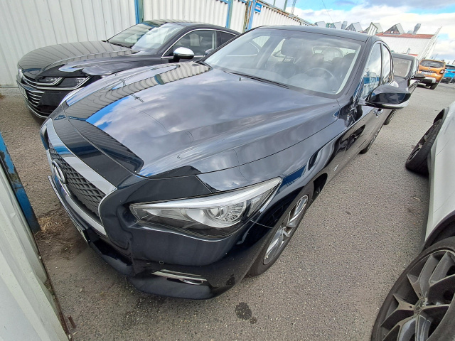 Infiniti Q50 2015