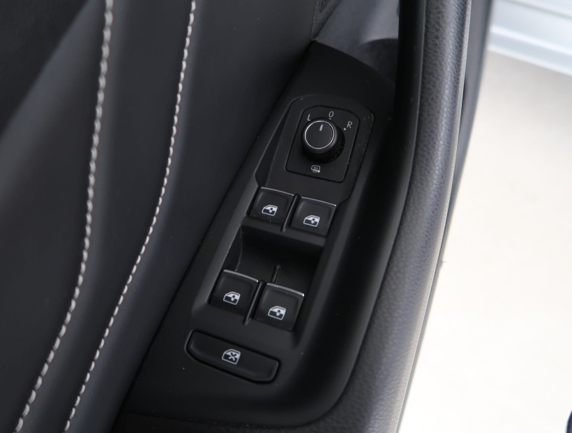 Volkswagen Passat, 2020