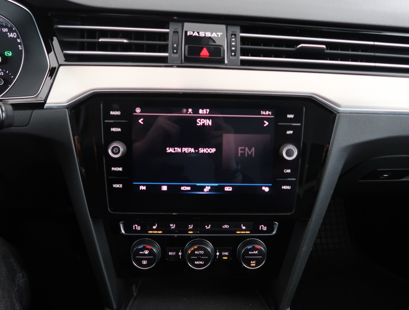 Volkswagen Passat, 2020