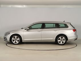 Volkswagen Passat - 2020