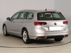 Volkswagen Passat - 2020
