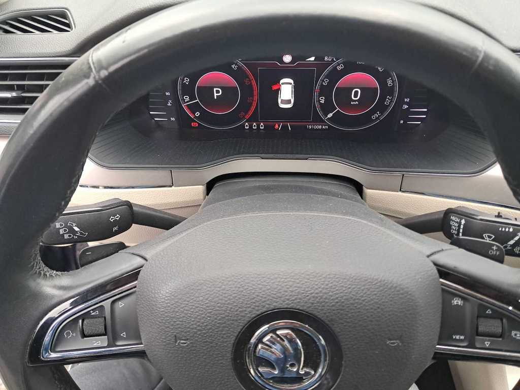Škoda Superb