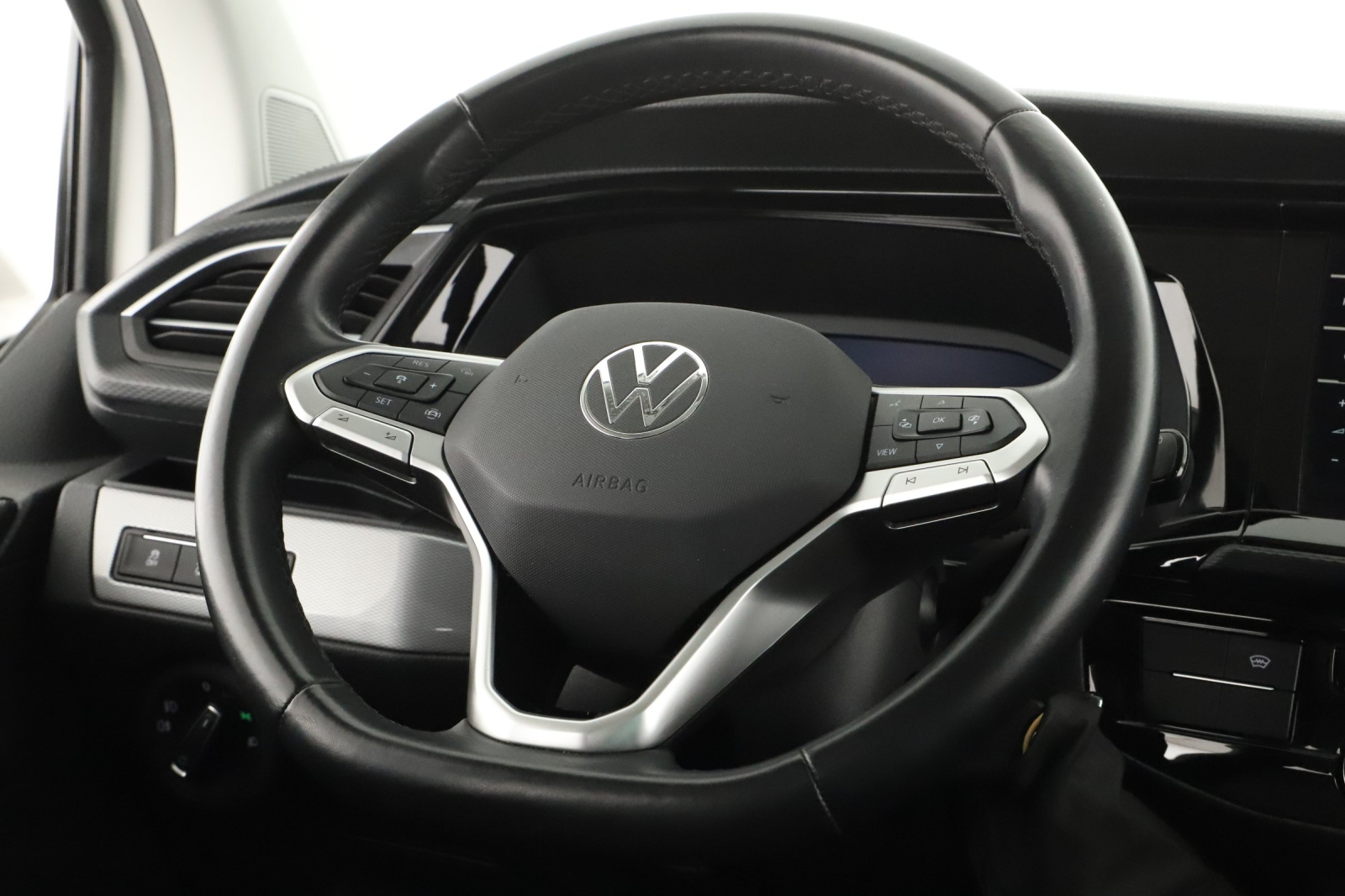 Volkswagen Multivan - 2021