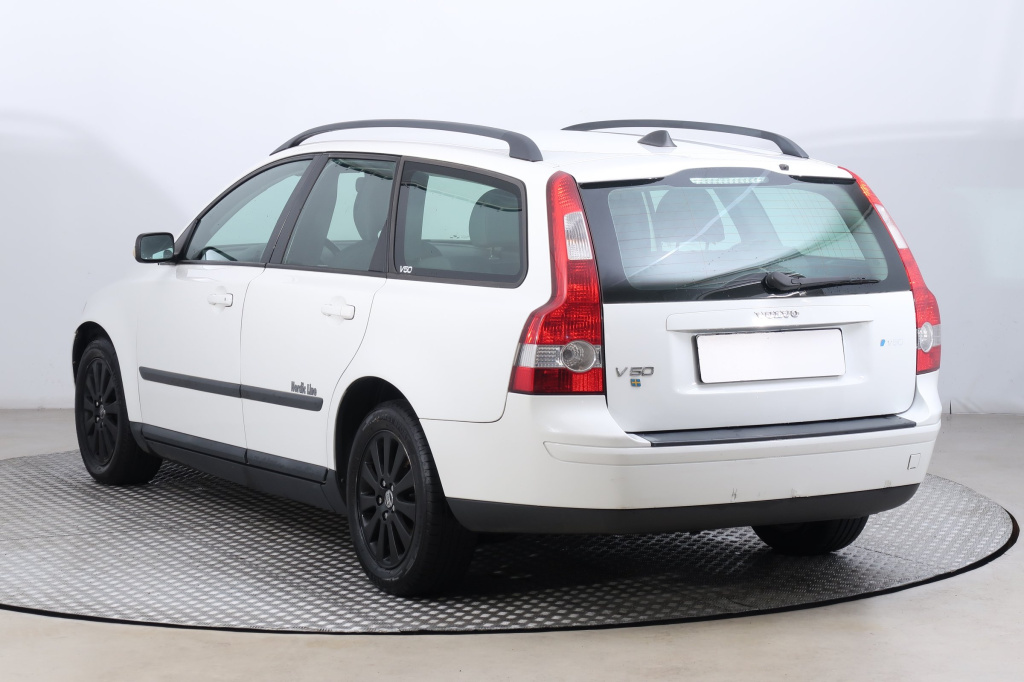 Volvo V50