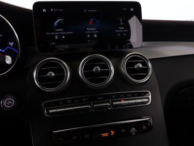 Mercedes-Benz GLC - 2020