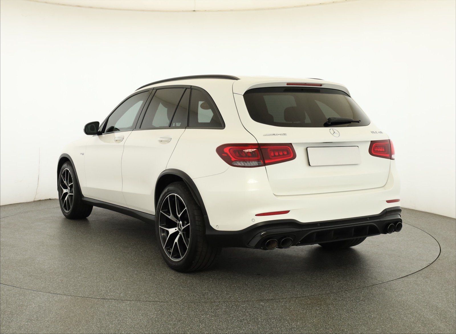 Mercedes-Benz GLC - 2020