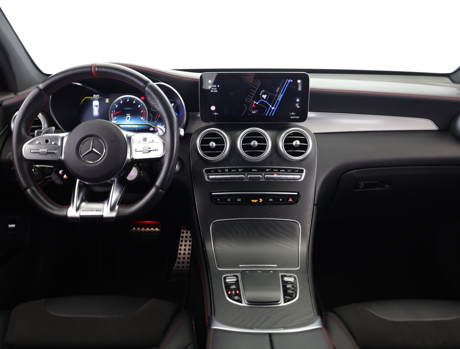 Mercedes-Benz GLC - 2020