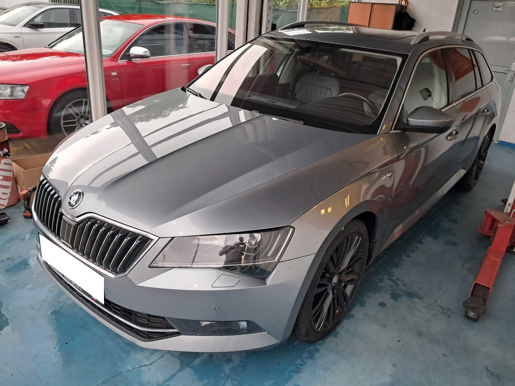 Škoda Superb