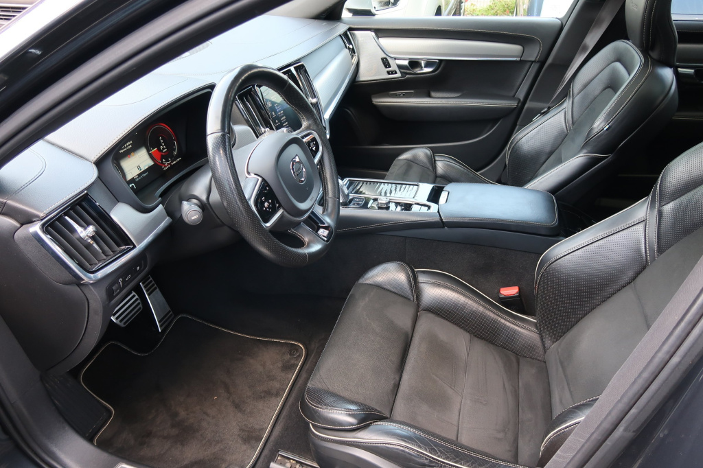 Volvo V90