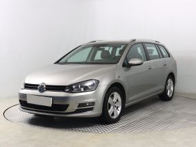 Volkswagen Golf - 2016