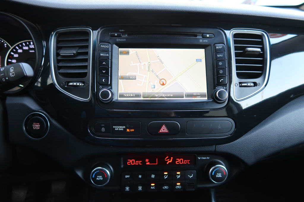 Kia Carens