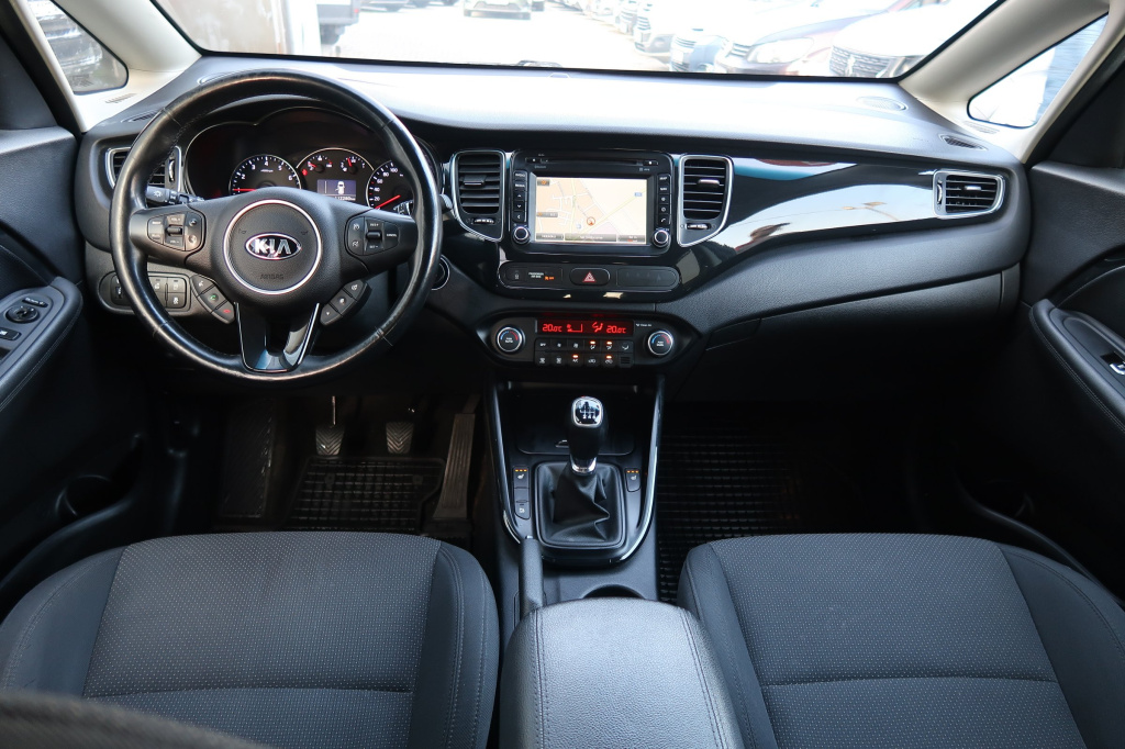 Kia Carens