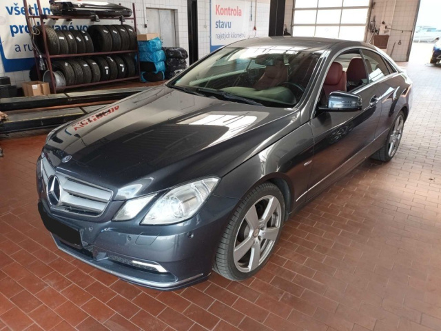Mercedes-Benz E 2010