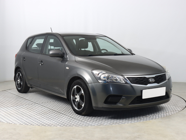 Kia Ceed, 2010
