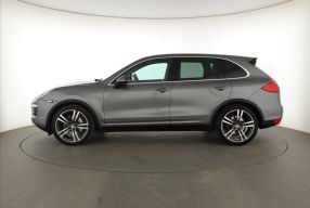 Porsche Cayenne - 2013