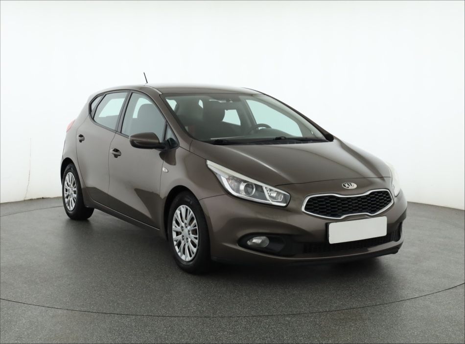 Kia Ceed - 2012